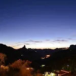 - Bentayga Domek alpejski