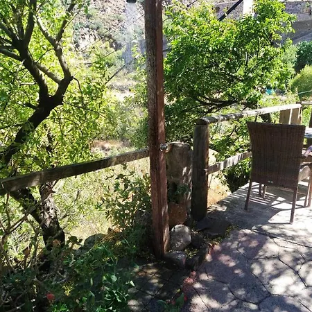 - Bentayga * Tejeda (Gran Canaria)